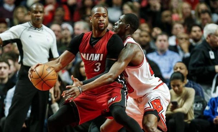 106-98. Butler y Gasol no impiden la derrota de los Bulls ante los Heat y se alejan de los playoffs