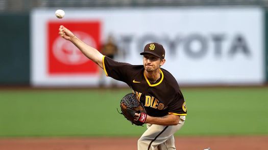 3-0. Davies domina desde la lomita a los Diamondbacks