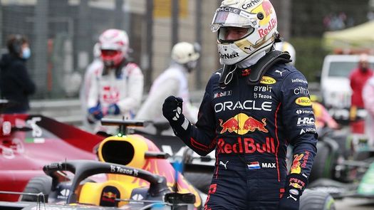 Max Verstappen logró la pole en la clasificación del GP de Emilia-Romaña que se celebra en Imola, Italia
