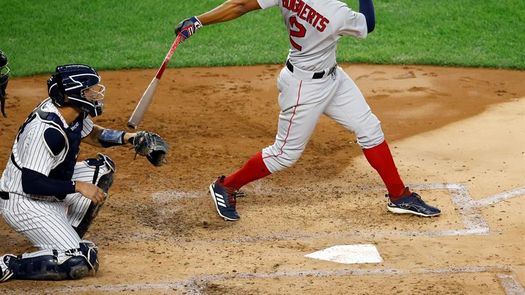 6-5. Martínez y Bogaerts castigan con jonrones a los Marineros y guían el ataque de los Medias Rojas