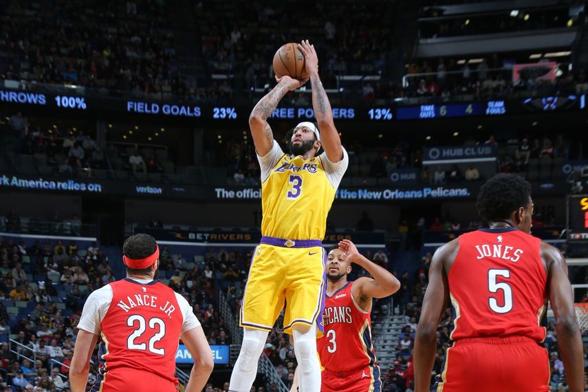 Lakers vencen a los Pelicans en COS