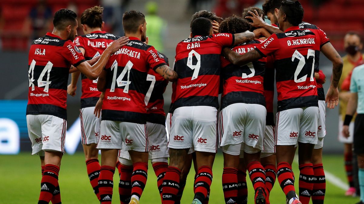 Estadio Libertadores de America - 2, Rodrigo Villaverde