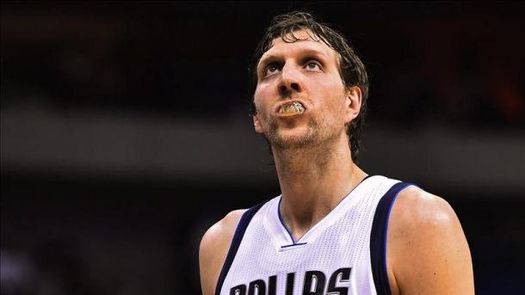 Los Mavericks ganan el duelo a Clippers; vencen Hawks y pierden Warriors