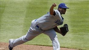 9-5. Hernández controla con su serpentina a los Diamondbacks