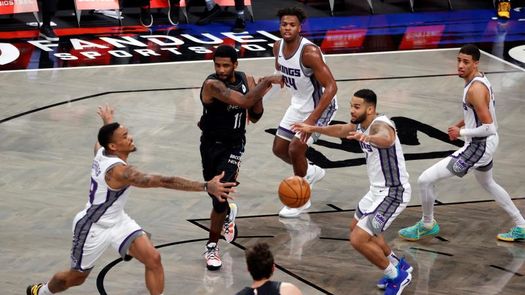129-92. Irving guía a Nets al octavo triunfo seguido, mejor racha de la NBA