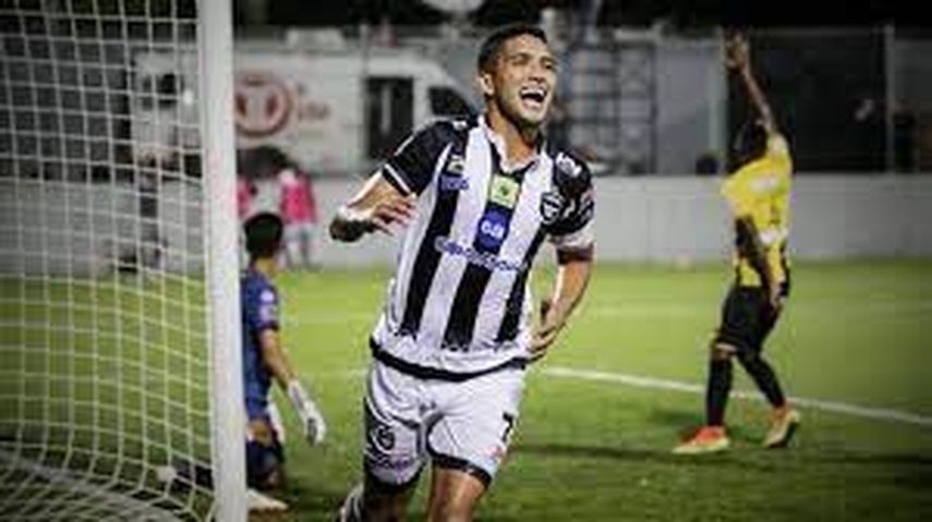 Edwin Aguilar y sus datos tras el Clásico Nacional