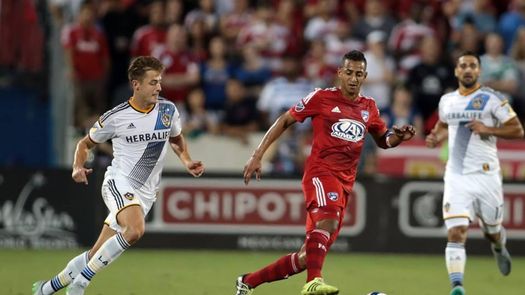 Rolando Escobar estará entre 6 a 8 semanas de baja