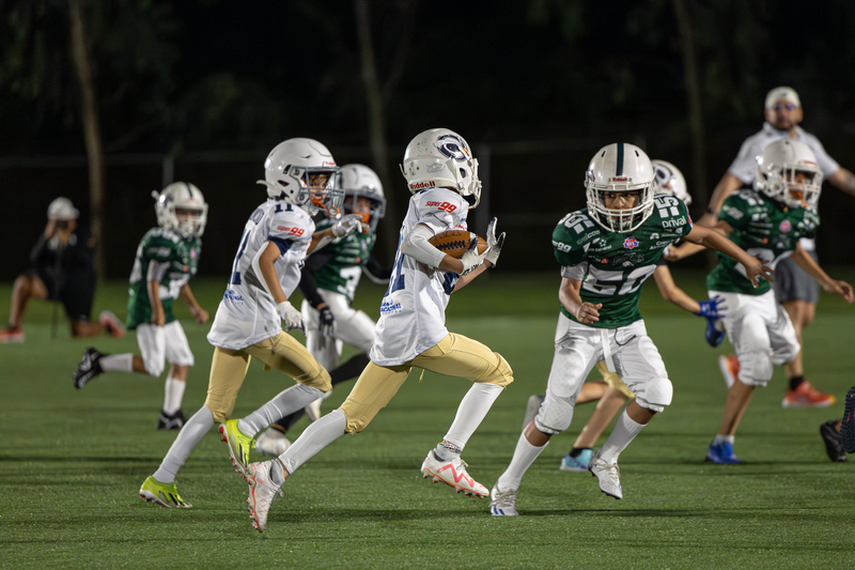 Los Fighting Owls de la AIP siguen invictos en la temporada y mejoran su récord a 2-0.