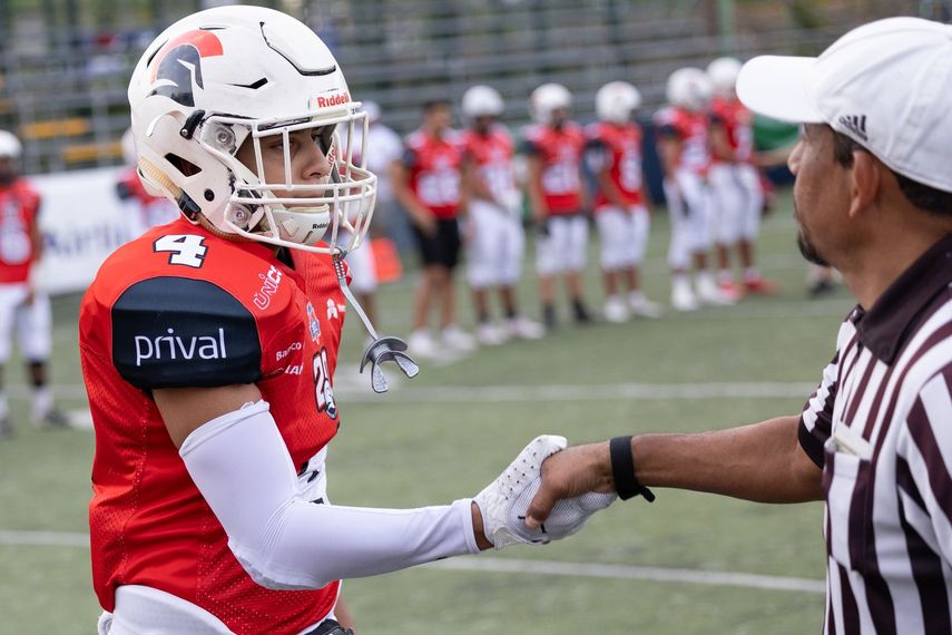 Owls y Spartans triunfan en la inauguración de la KFL