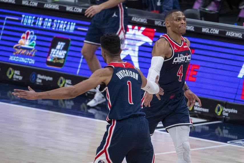118-114. Westbrook gana duelo a Curry y los Wizards siguen imparables