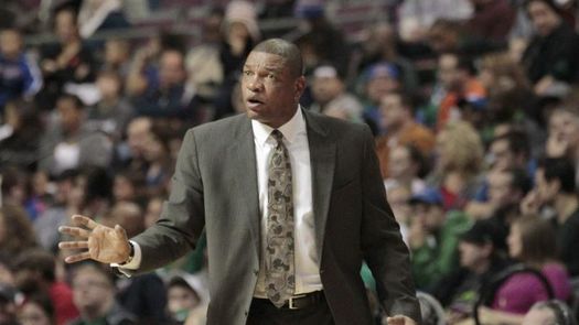 El entrenador Doc Rivers deja a los Clippers tras siete temporadas
