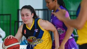 Las Felinas ganan su primer partido en la LPBF