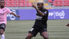 Ricardo Phillips lll destaca en la LPF