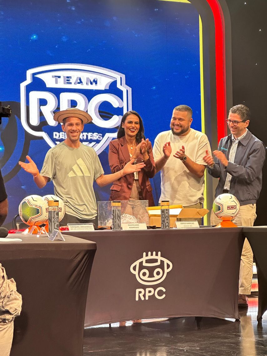 El exfutbolista argentino Maxi Rodríguez encabezará en Panamá el Campus de Fútbol MR11