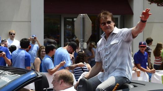 La Russa no estará con Medias Blancas en partido Field of Dreams