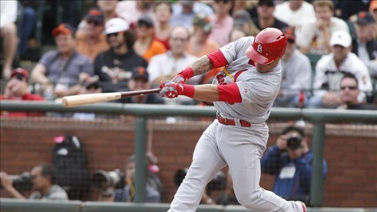 3-2. Wong jonronea y sella el triunfo de los Cardenales