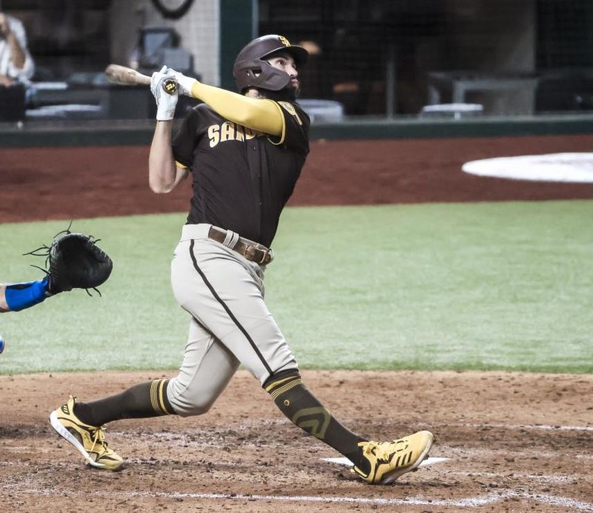 6-4. El boricua Víctor Caratini decide triunfo de Padres ante Rojos