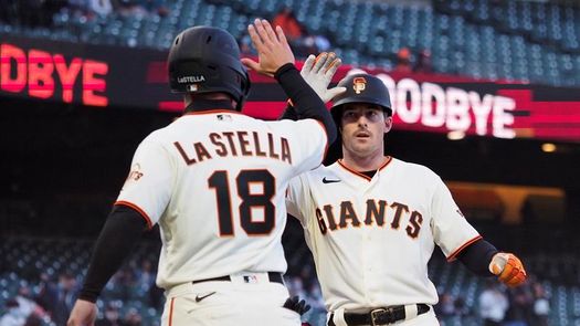 7-6. Yastrzemski inicia la lluvia de jonrones de los Gigantes sobre los Rojos