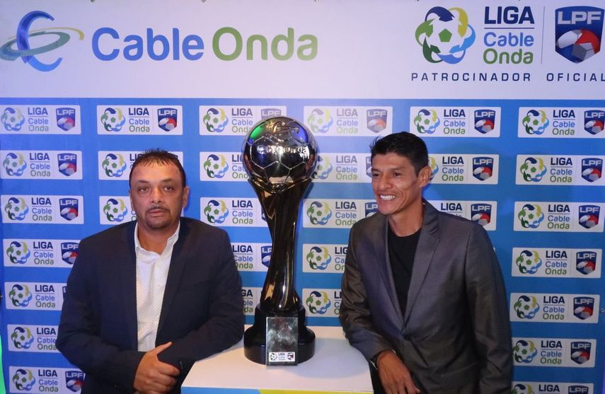 Todo listo para que ruede el balón en la final de la LPF