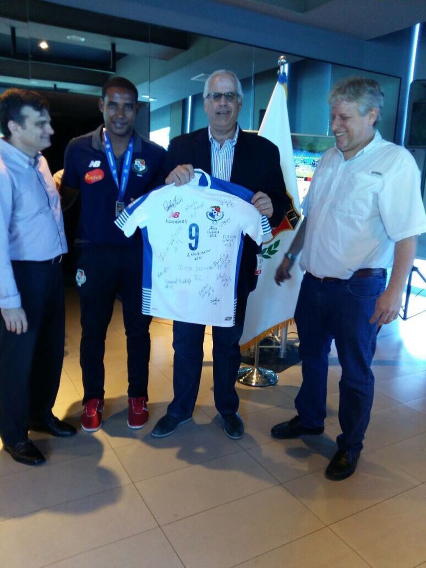 FEPAFUT agasaja a campeones de fútbol playa de la CONCACAF