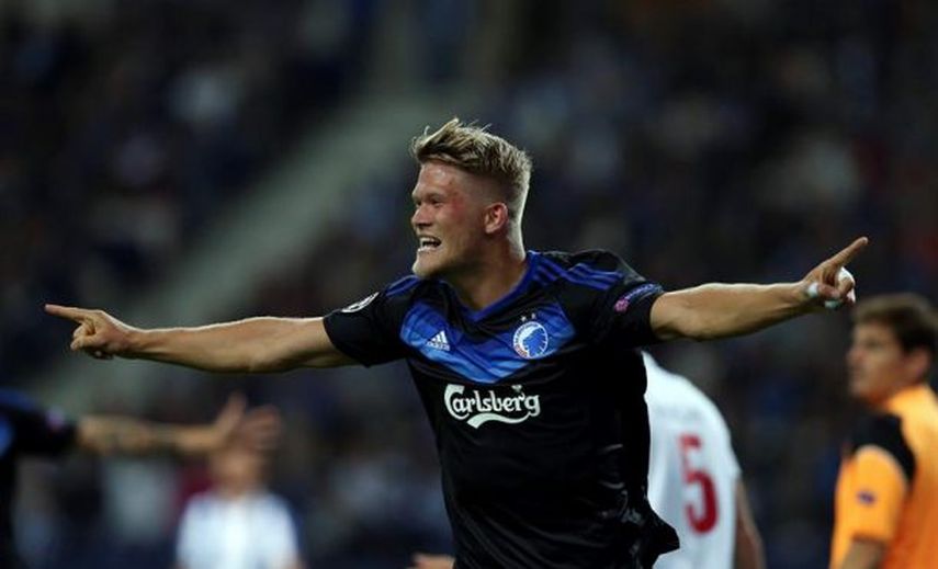1-1. El Oporto cede un empate ante un Copenhague que jugó 25 minutos con 10