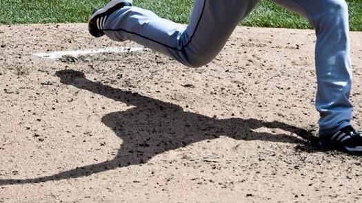 Serie final de Liga Béisbol de Puerto Rico prosigue el martes con Indios al frente