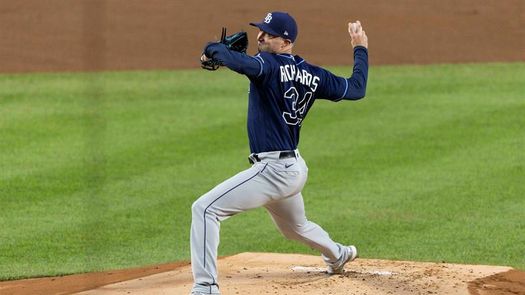 3-1. Morton mantiene a los Rays a la caza por el título