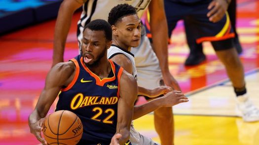 Clippers y Sixers estrenan liderato; los Big 3 debutan con derrota