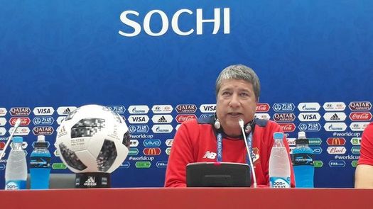 Bolillo se despide de la selección de Panamá