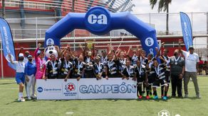 Tauro FC y CD Plaza Amador son los Campeones de la Copa Caja de Ahorros Masculina Sub-14 y Sub-16