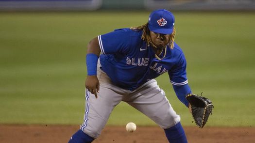 9-5. Guerrero Jr. pega grand slam y dos jonrones en triunfo de los Azulejos