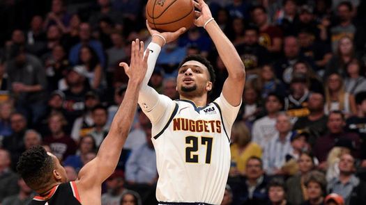 119-107. Jamal Murray anota 50 puntos y los Nuggets empatan la serie
