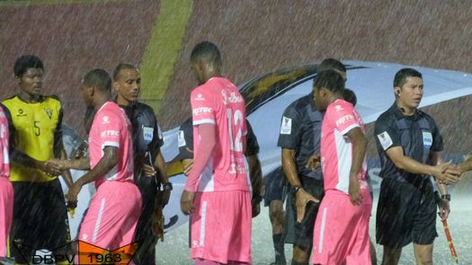 Árabe Unido se apodera del liderato del grupo D