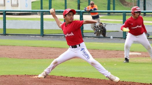 El vaquero Alams Rodríguez es uno de los lanzadores que logró hacer la Selección Nacional U12 de Panamá para el Mundial de Tainán, Taiwán. Foto: Cortesía/Fedebeis