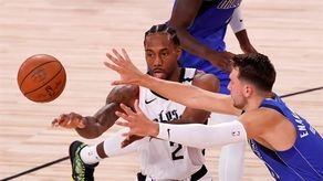 Nuggets siguen con vida; Clippers se vengan y humillan a Mavericks