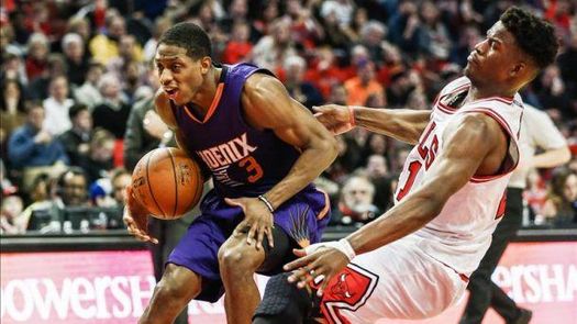 96-110. Knight y los Suns detienen racha perdedora
