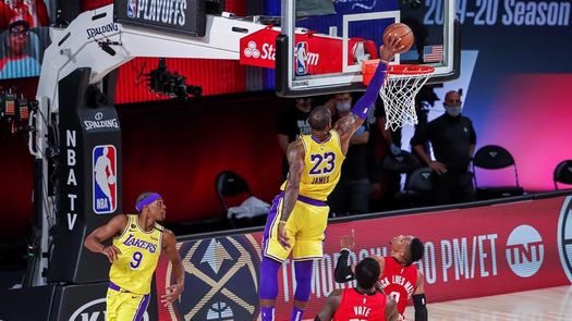 110-100. Los Lakers quedan a un triunfo de la final de la Conferencia Oeste