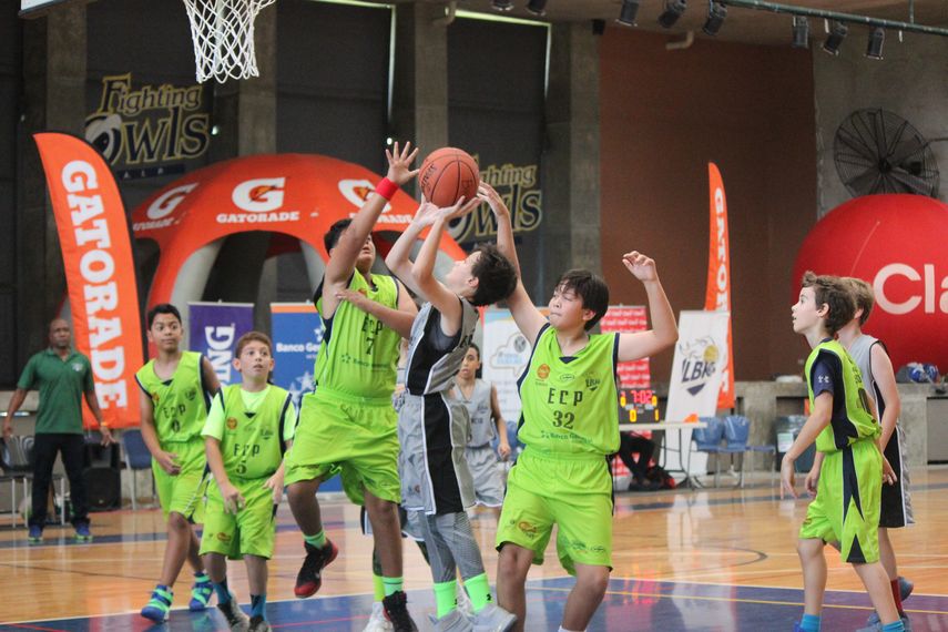 El Club Kiwanis de Panamá y su programa deportivo Liga de Baloncesto Kiwanis