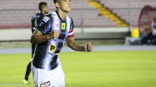 Tauro, Plaza y Chorrillo se acercan a semis; Árabe Unido se recupera