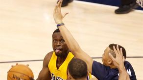 96-89. Hill lidera a los Jazz que superan a los nuevos Lakers de Walton
