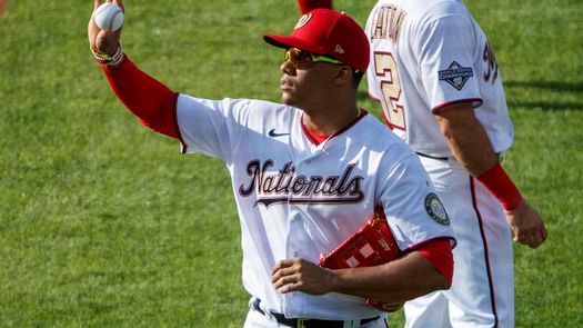 15-5. El dominicano Juan Soto, con 21 años, es el campeón de bateo más joven