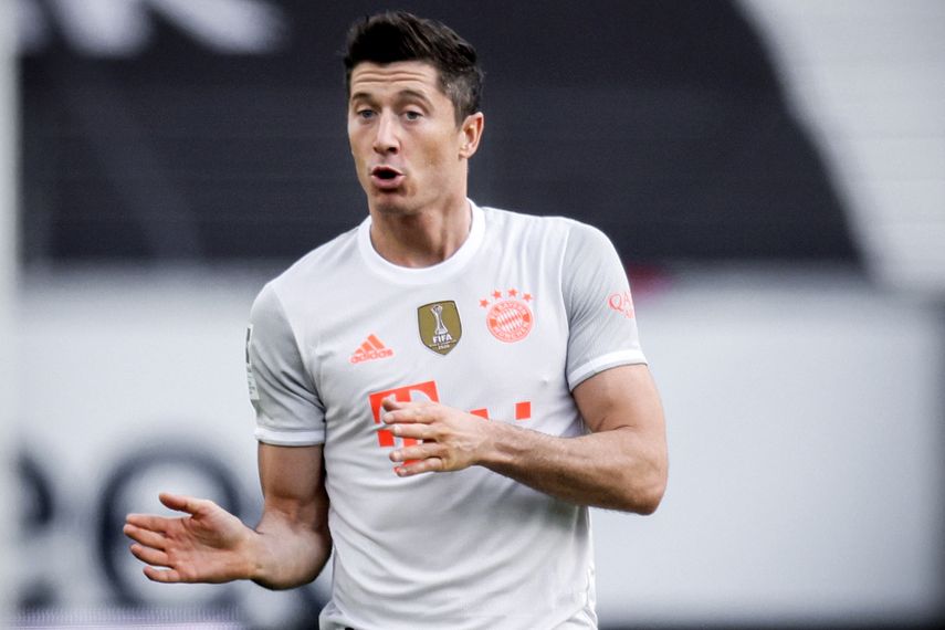 El Bayern, escala en Roma y destino Estambul