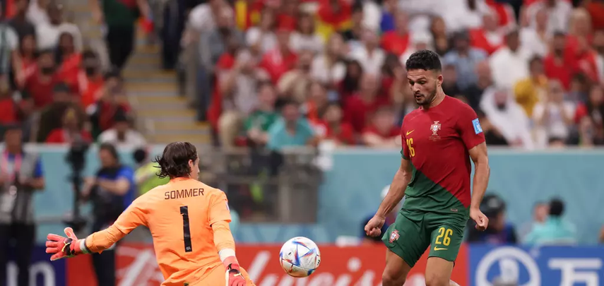 Portugal avanza sin despeinarse