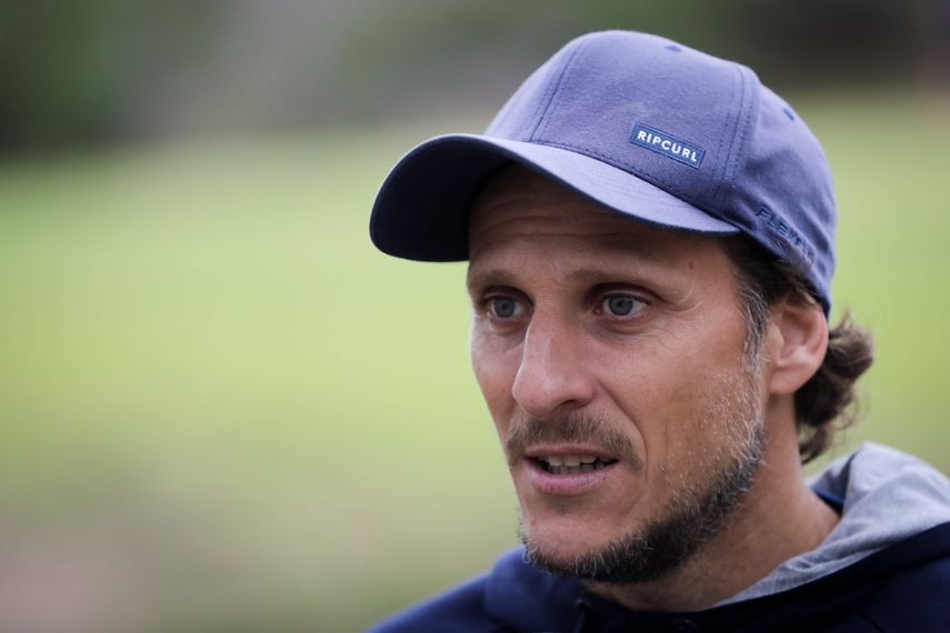 Diego Forlán es destituido vía Zoom por el Atenas de Segunda División