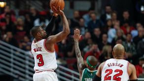 Spurs y Leonard siguen imparables; debut ganador de Wade y Howard