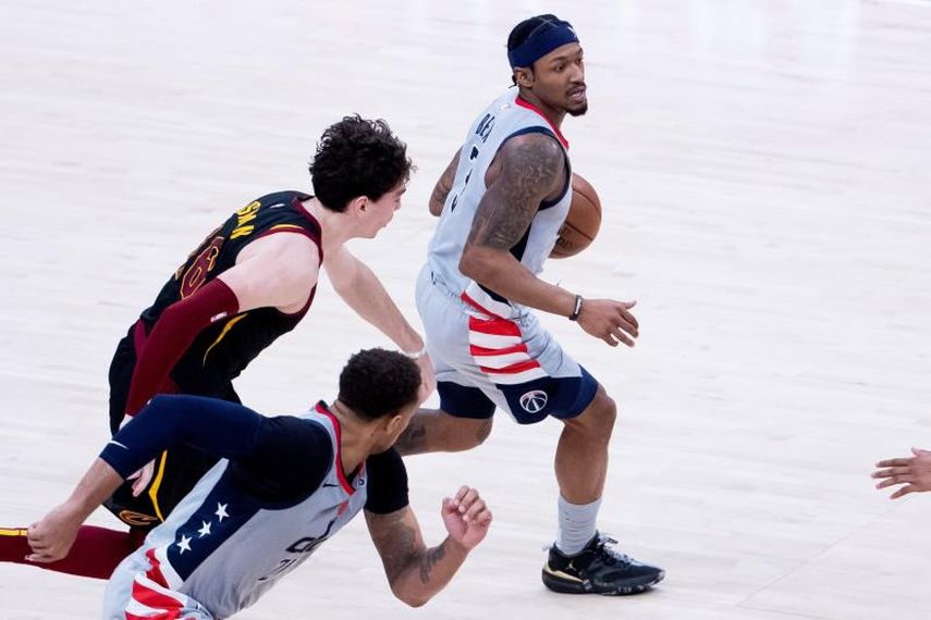 Nueva marca de Curry; Durant regresa imparable; Hawks ganan duelo a Bucks