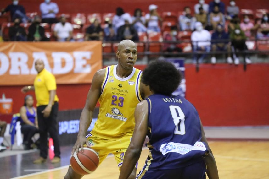 Correcaminos de Colón gana el primer partido de la Final de la LPB