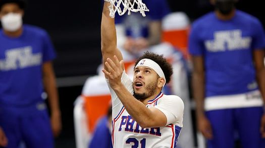 122-97. Ante los Magic, Curry y Embiid aseguran a los Sixers la mejor marca en la Conferencia Este