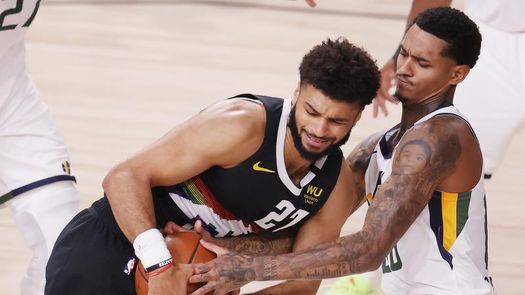 134-123. Jordan Clarkson anota 40 puntos y Jazz ganan a Sixers duelo líderes