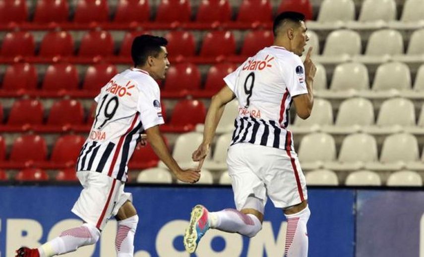 Libertad apela a juveniles y suplentes en la Liga y se reserva para la Sudamericana